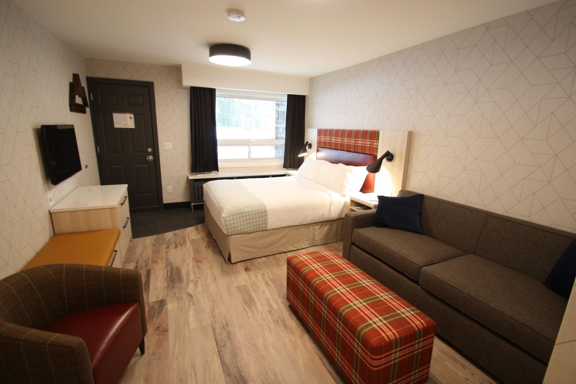 เมาน์เท็นเนียร์ ลอดจ์ Hotel เลคหลุยส์ ภายนอก รูปภาพ