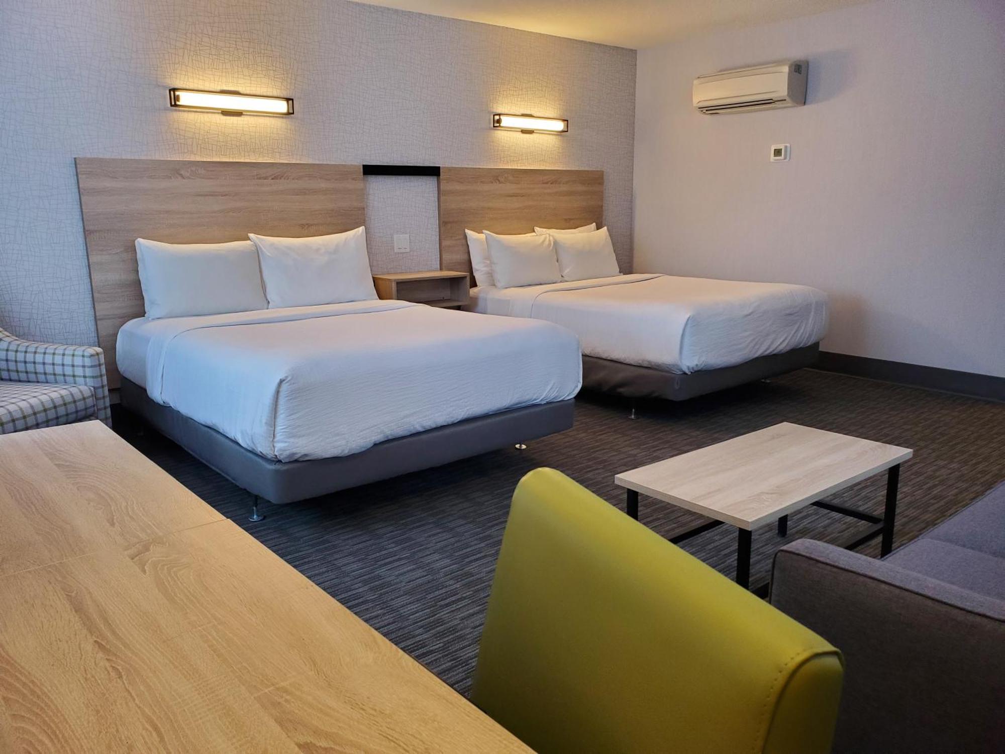 เมาน์เท็นเนียร์ ลอดจ์ Hotel เลคหลุยส์ ภายนอก รูปภาพ